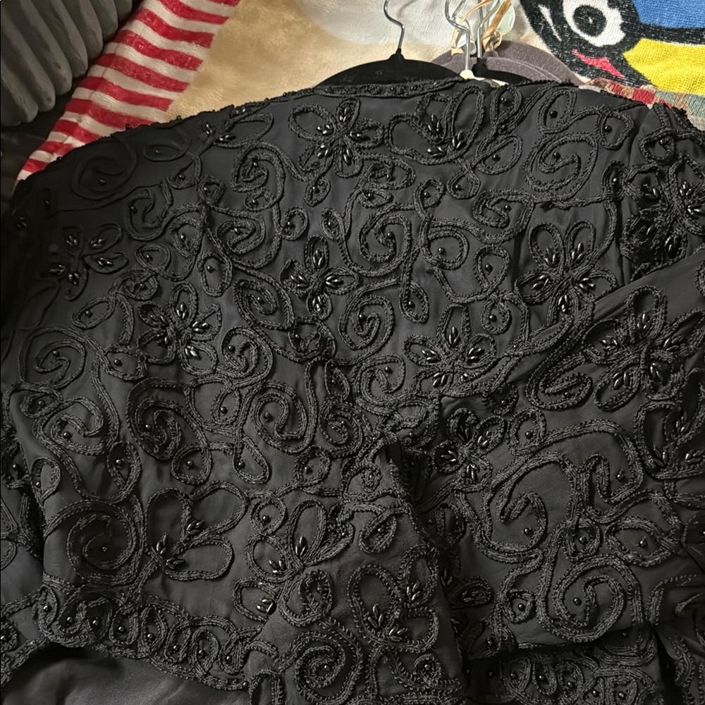 Elegant Black vintage Embroidered Jacket crop - Picture 3 of 3